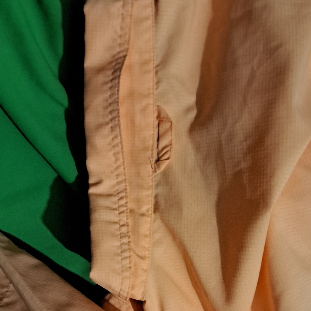 Habit Set Of 2 ..Men's Green and Peach Casual Button Down Shirts - Picture 7 of 9